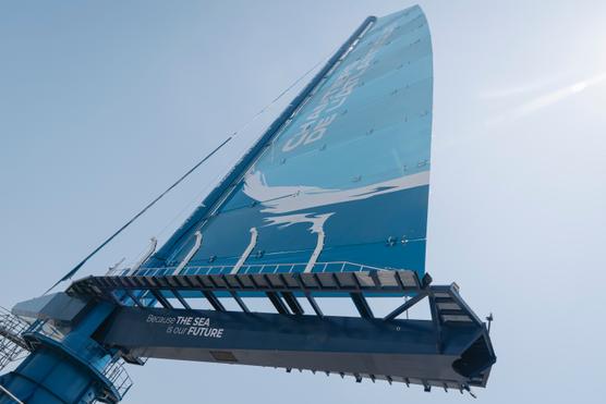 La vela rígida SolidSail, fabricada por Chantiers de l'Atlantique, presentada en la feria Wind for Goods en Saint-Nazaire (Loire-Atlantique), el 1 de junio de 2023.
