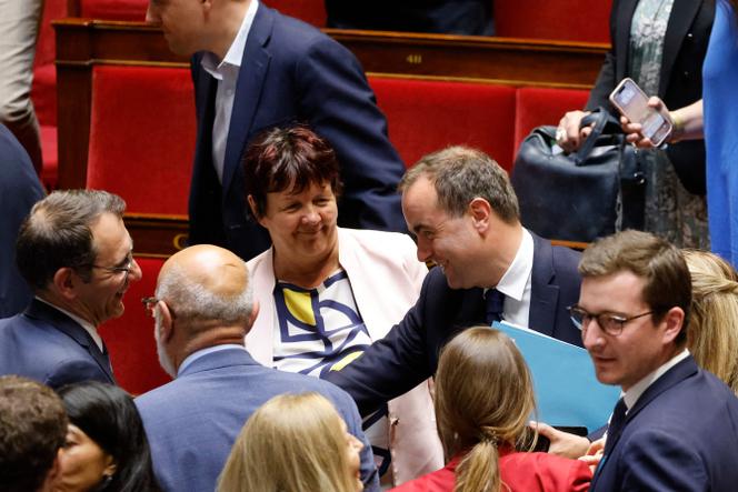 El Ministro de las Fuerzas Armadas, Sébastien Lecornu, después de la votación de la ley de programación militar 2024-2030, en la Asamblea Nacional, 7 de junio de 2023.