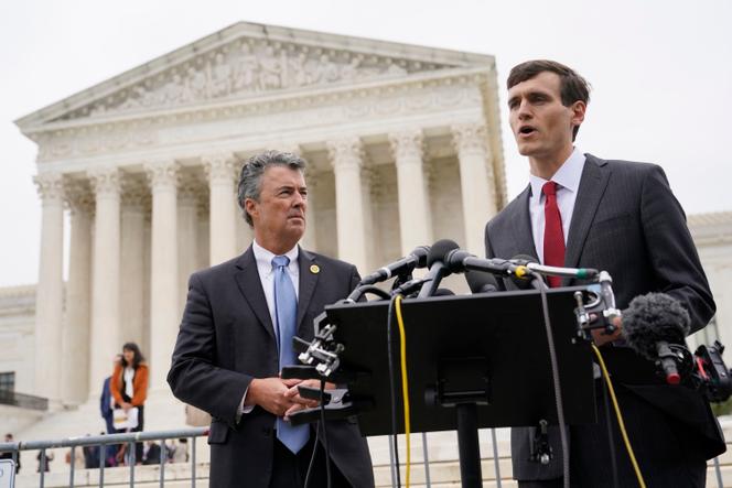 Supreme Court rules in favor of Black Alabama voters in unexpected