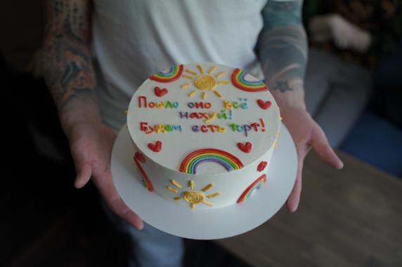 Үлкен өлшемді әйелдердің үйдегі жалаңаш порносы Тольяттилік бойжеткен секс үшін жігіт іздейді.