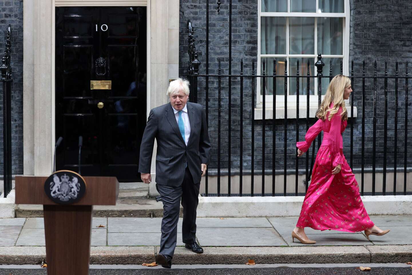 Boris Johnson renonce à son mandat de député