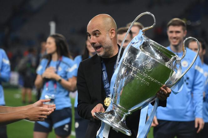 El entrenador español del Manchester City, Pep Guardiola, celebra la victoria de su equipo en la Liga de Campeones en Estambul el 10 de junio de 2023.