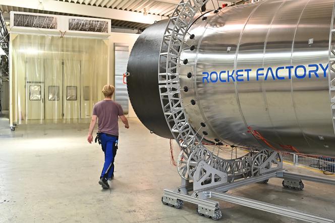 Dentro del taller Rocket Factory en Augsburgo, Alemania, el 16 de junio de 2021. 