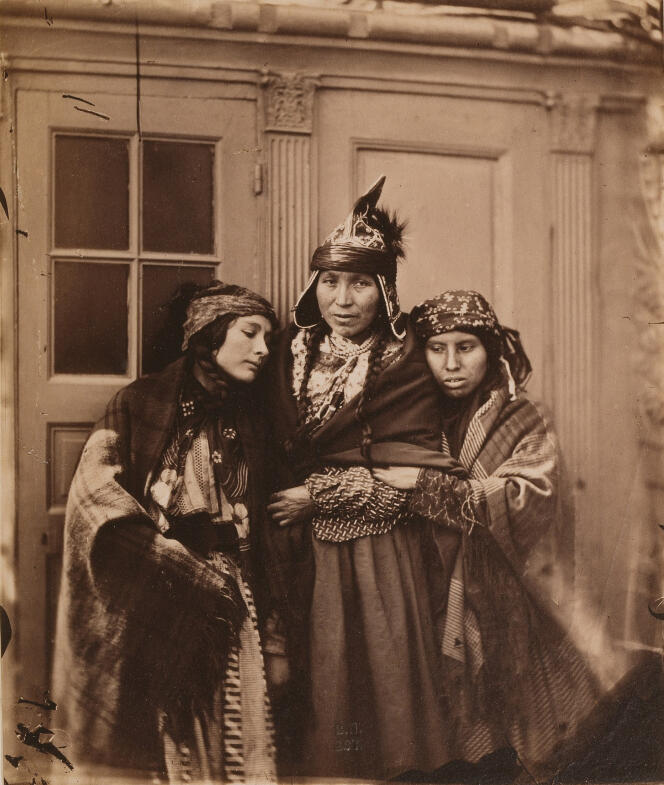 Micmac Indian women (Newfoundland) on the bridge of “L'Ardent”, photograph taken by Paul-Emile Miot.
