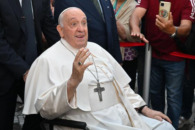 Pope Francis leaves Rome hospital 9 days after surgery