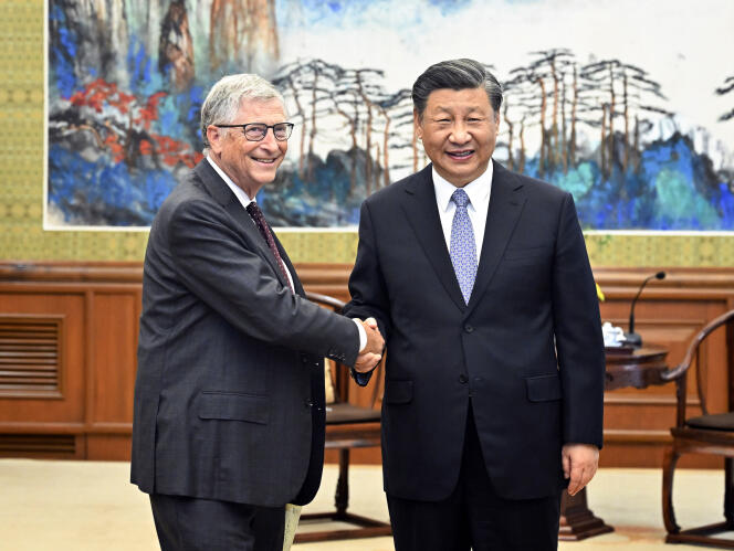 American businessman Bill Gates and Chinese President Xi Jinping in Beijing on Friday June 16.