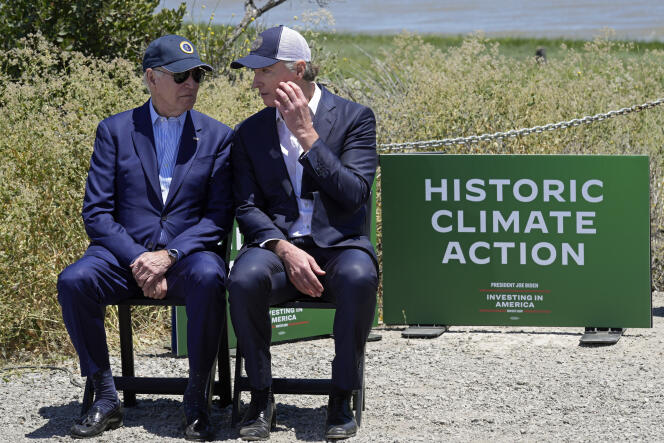El presidente de los Estados Unidos, Joe Biden, y el gobernador de California, Gavin Newsom, en Palo Alto, California, el 19 de junio de 2023.