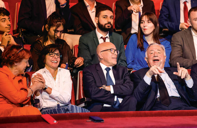 De izquierda a derecha: Annie Genevard, Rachida Dati, Eric Ciotti y Gérard Larcher, durante los estados generales de la derecha, 17 de junio de 2023 en París.