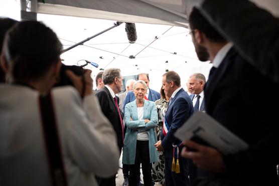 Elisabeth Borne, en Salon-de-Provence (Bouches-du-Rhône), el 9 de junio de 2023.
