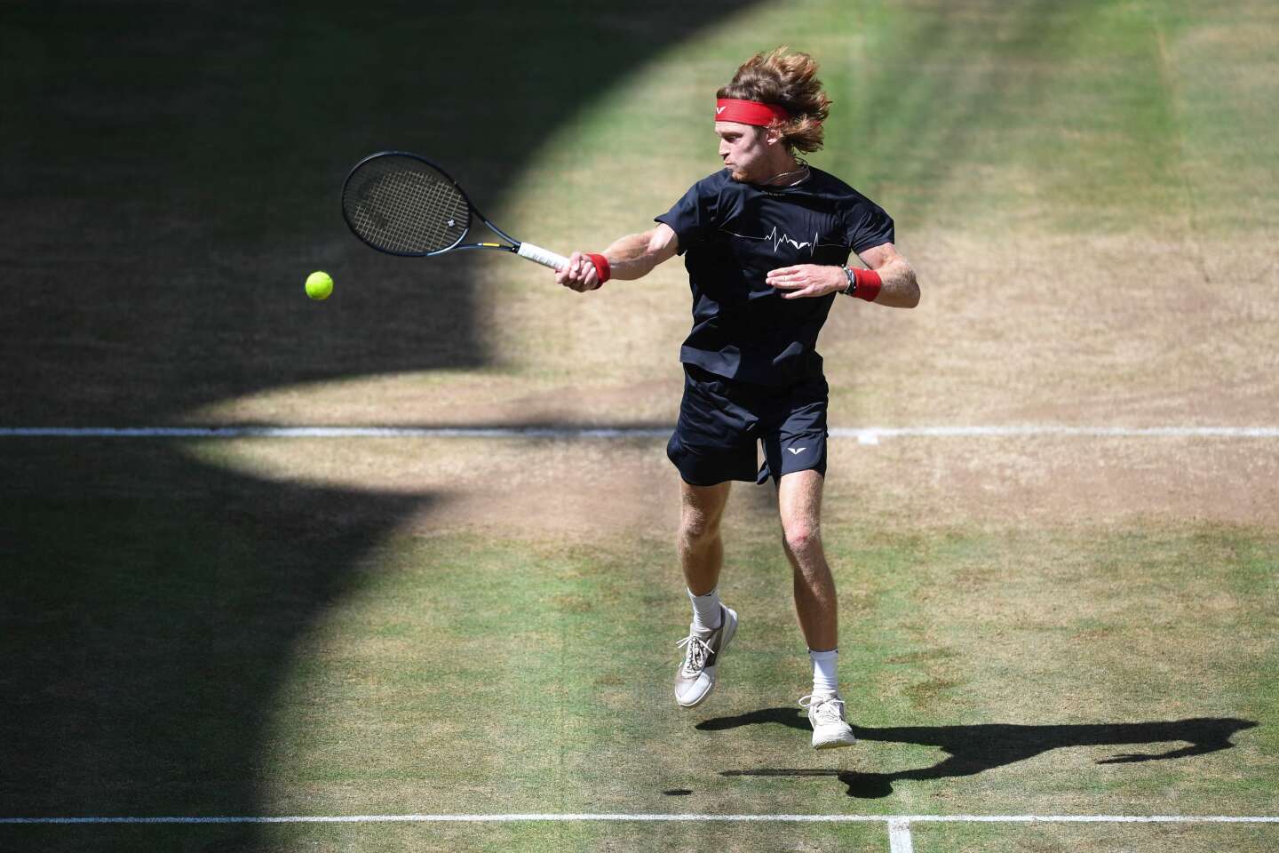 Wimbledon Russias Rublev returns to London chasing lost time