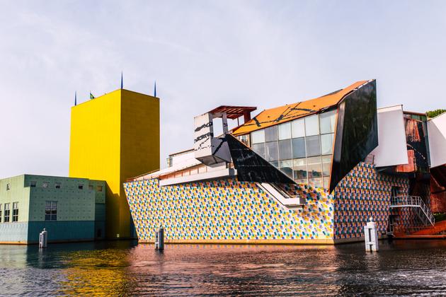 El Museo de Arte de Groninger, en Groningen (Países Bajos).