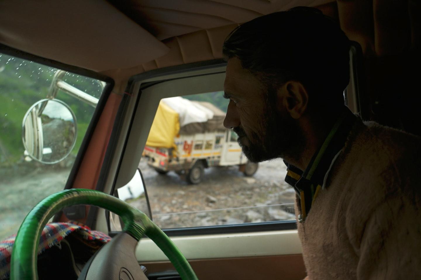 viaje por carretera al norte de este país y su equilibrio amenazado