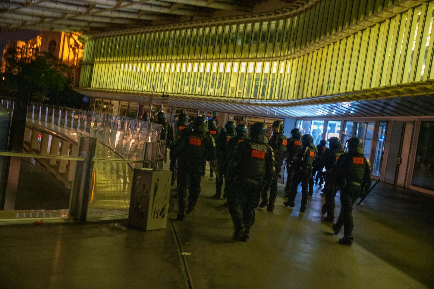 Disturbios: el sector turístico teme un deterioro de la imagen de Francia