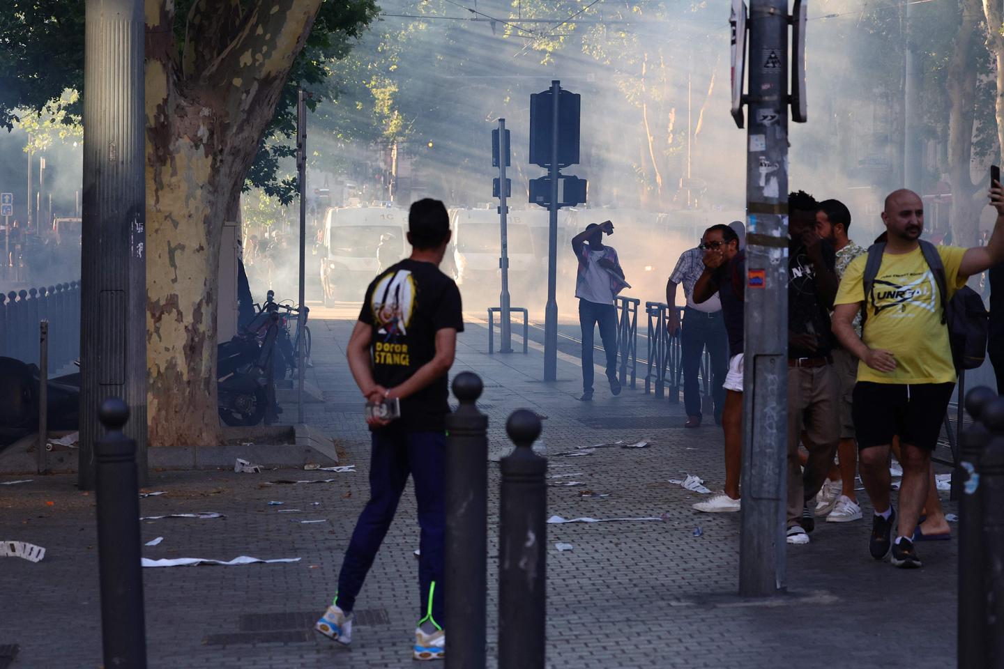 French Riots Barbecue Five police officers detained over death of man during French riots