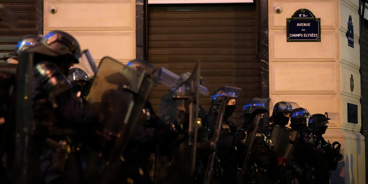 719 arrestos durante la noche del sábado al domingo, incidentes limitados