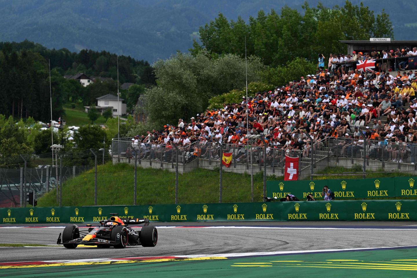 quinta victoria consecutiva de Max Verstappen, solo en el mundo