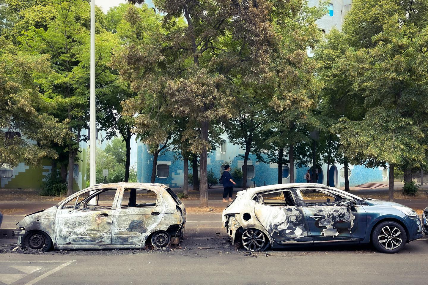 Tras los disturbios, el proyecto de ley se ve pesado para las aseguradoras, bajo la presión del gobierno