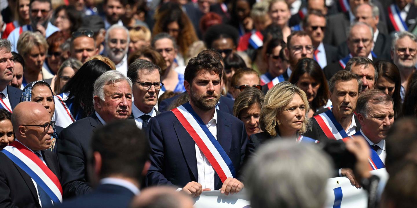 Disturbios urbanos, en directo: el alcalde de L’Haÿ-les-Roses, durante una manifestación de apoyo: «Es la democracia misma la que está bajo ataque»