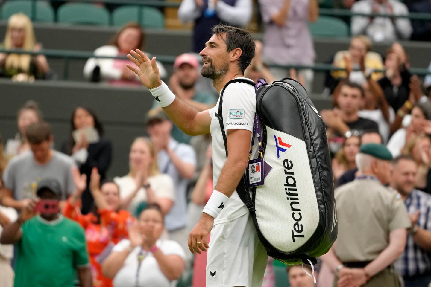 Arrastrado por Carlos Alcaraz, el francés Jeremy Chardy cuelga las raquetas