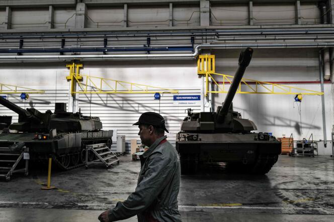 Los tanques de Leclerc se están renovando en la fábrica de Nexter en Roanne, el 4 de julio de 2023.