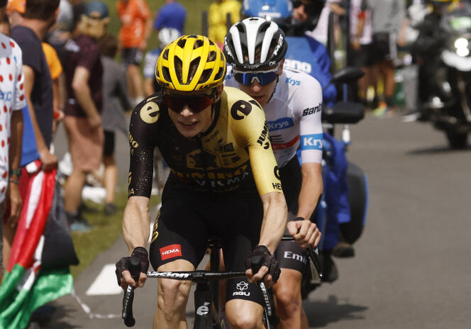 Jonas Vingaard y Tadej Pogacar durante la 6ª etapa del Tour de Francia, entre Tarbes y Cauterets-Cambasque (Hautes-Pyrénées), 6 de julio de 2023.