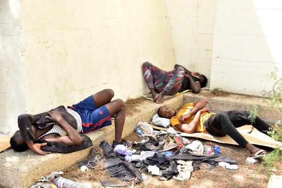 Migrantes subsaharianos en Sfax, 5 de julio de 2023.