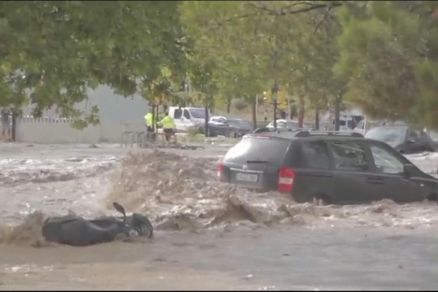 Espagne : des inondations profitent aux voleurs – menace grandissante pour les sinistrés