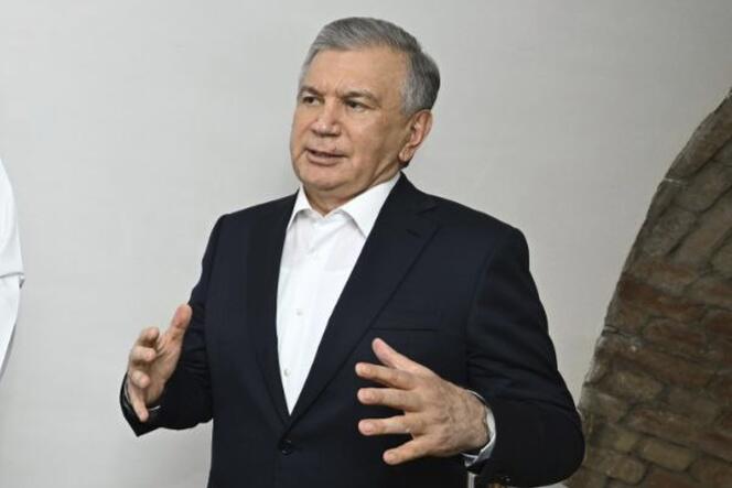 Le président sortant ouzbek, Chavkat Mirzioïev, ici le 6 juin 2023. 