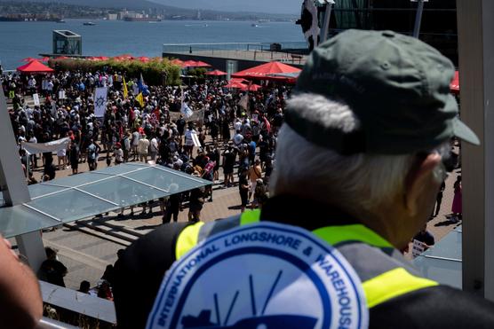 Una manifestación en apoyo a la huelga en el puerto de Vancouver, en el oeste de Canadá, el 9 de julio de 2023.