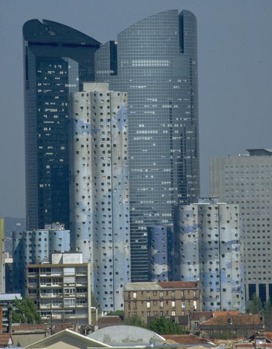 Des immeubles à Nanterre, en 1988.