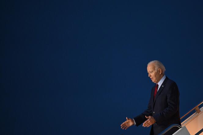 Joe Biden hace escala en el Reino Unido antes de viajar a Vilnius para la cumbre de la OTAN el 9 de julio de 2023.