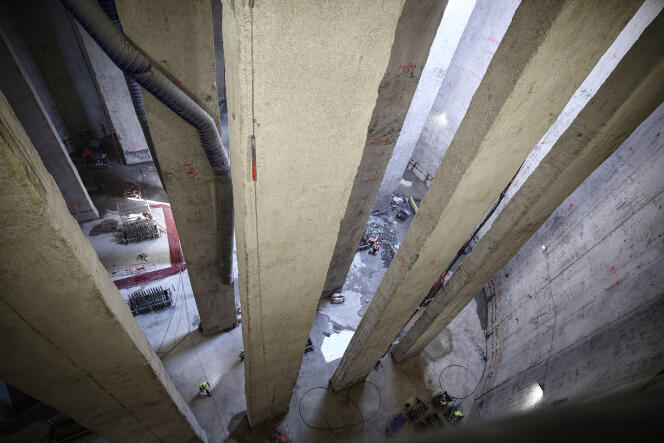 En el interior de las obras de construcción de la cuenca de Austerlitz, a 30 metros de profundidad, una cuenca de almacenamiento y tratamiento de las aguas del Sena, destinada a hacer el río más limpio para los Juegos Olímpicos de París 2024, el 15 de junio de 2023. 