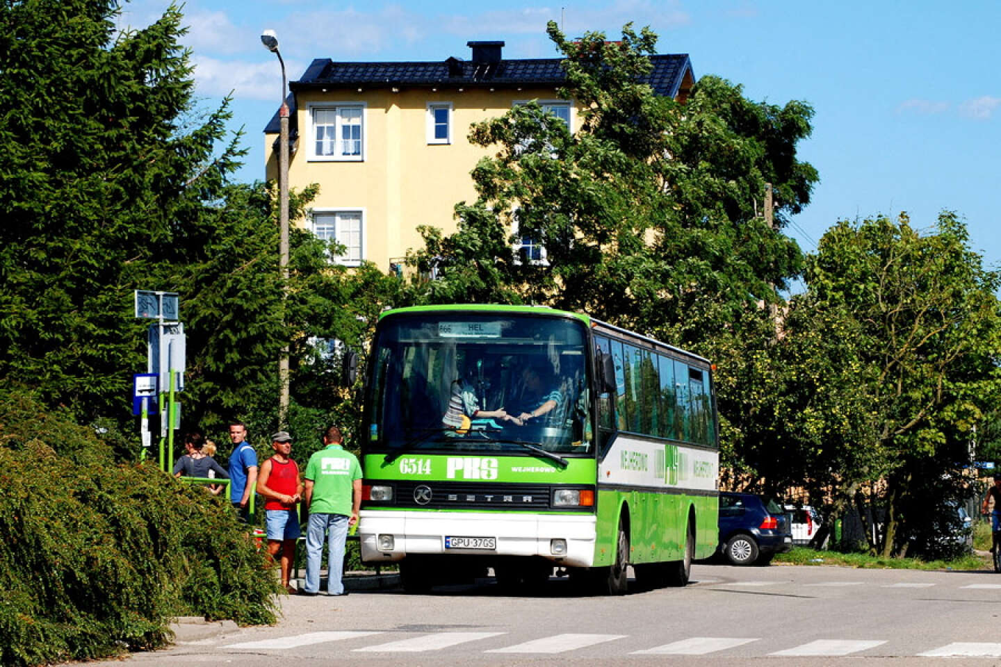 W Polsce autobus „Satanic” zastępuje numer 666