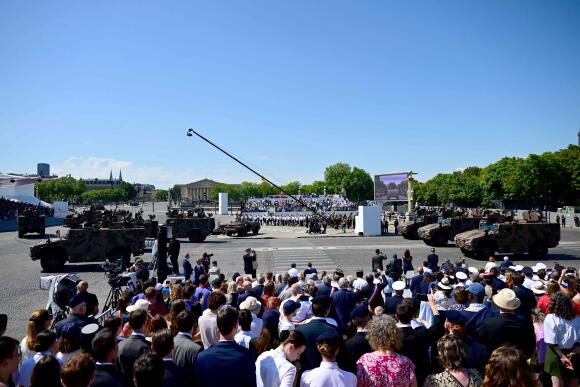 Défilé militaire du 14-Juillet sur l’avenue des Champs-Elysées, à Paris, le 14 juillet 2023.