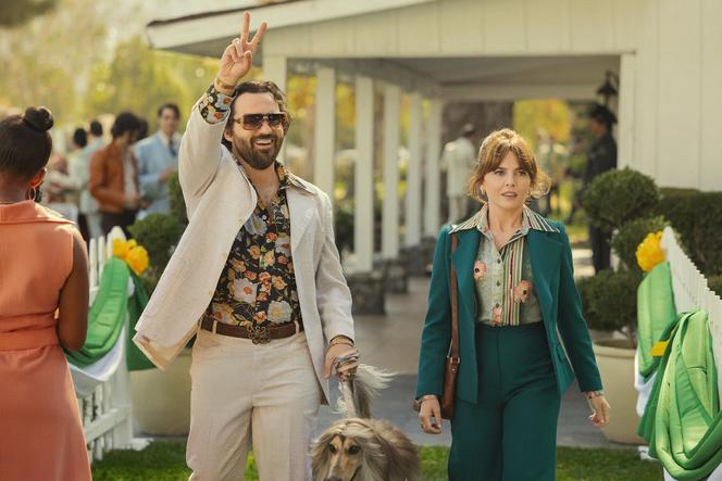 Doug Renetti (Jake Johnson) y Joyce Prigger (Ophelia Lovibond) en la serie “Minx”, creada por Ellen Rapoport.