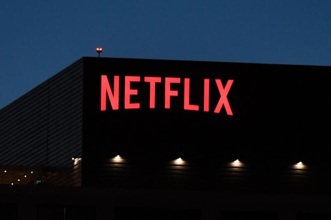 Logotipo de Netflix en su sede de Sunset Boulevard en Hollywood, California, en octubre de 2021.