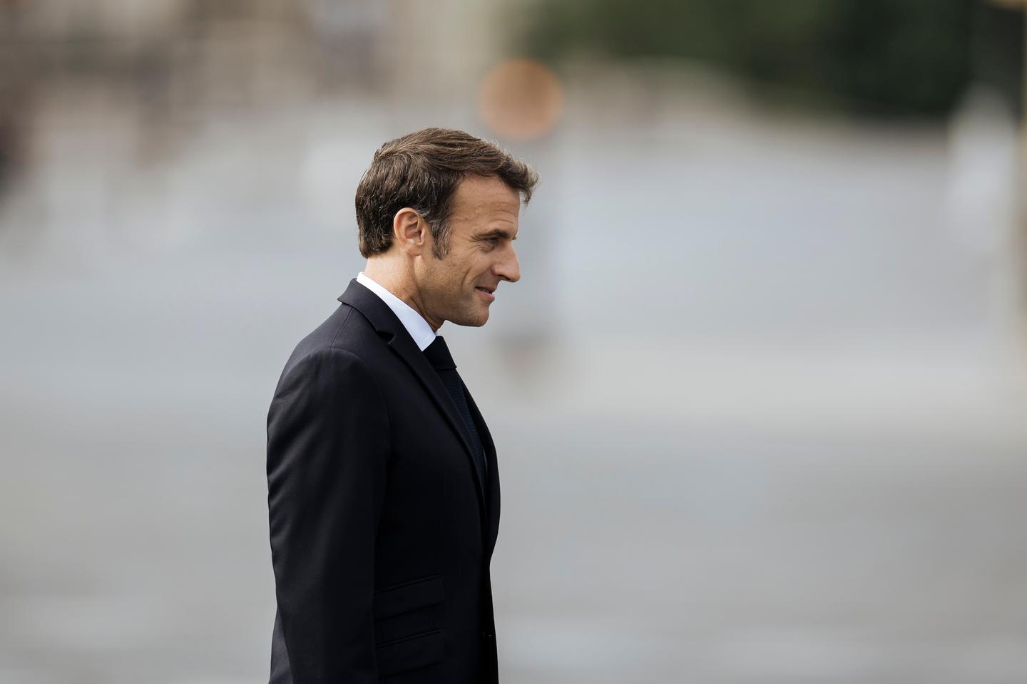 Frente a los parlamentarios de su campo, Emmanuel Macron saluda la ‘acción’ del Gobierno a pocas horas de la remodelación