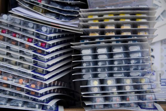 Paquetes de droga destinados a la destrucción, en Los Ángeles (California), en abril de 2021.