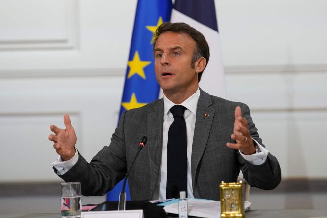 El presidente francés, Emmanuel Macron, preside un consejo de ministros en el Palacio del Elíseo en París el 21 de julio de 2023, el día después de la reorganización.