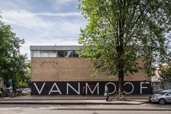 La sede cerrada del fabricante holandés de bicicletas eléctricas VanMoof en Mauritskade en Ámsterdam el 18 de julio de 2023.