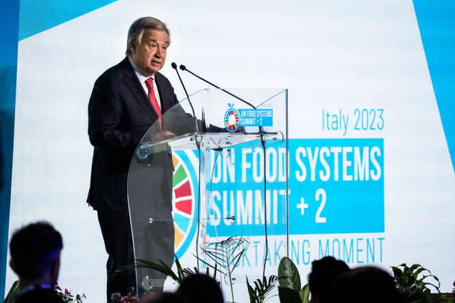 Antonio Guterres, lors de la session d’ouverture du sommet de trois jours de l’Organisation des Nations unies pour l’alimentation et l’agriculture (FAO) sur les systèmes alimentaires, à Rome, le 24 juillet 2023.