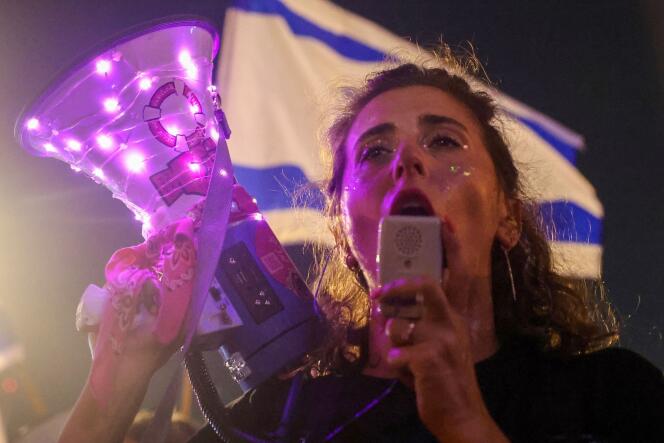 Une manifestante contre la réforme judiciaire, à Tel Aviv, le 27 juillet 2023.
