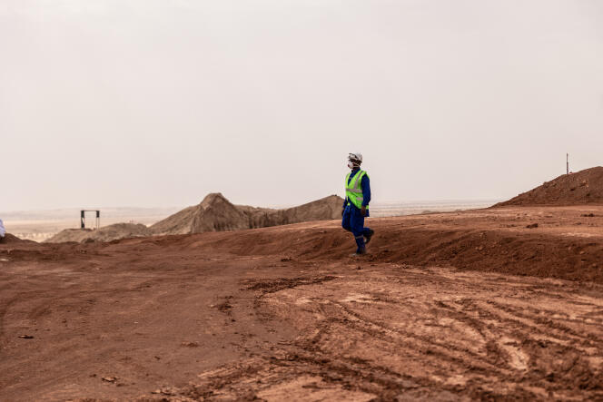 A worker in the Akouta mine, near Arlit, Niger, closed since 2021 and owned by the French Orano group (formerly Areva), on March 8, 2023.