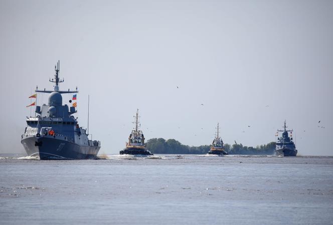 The Russian missile ship Sovetsk, after military exercises in the Baltic Sea, in the port of St. Petersburg, May 28, 2023.