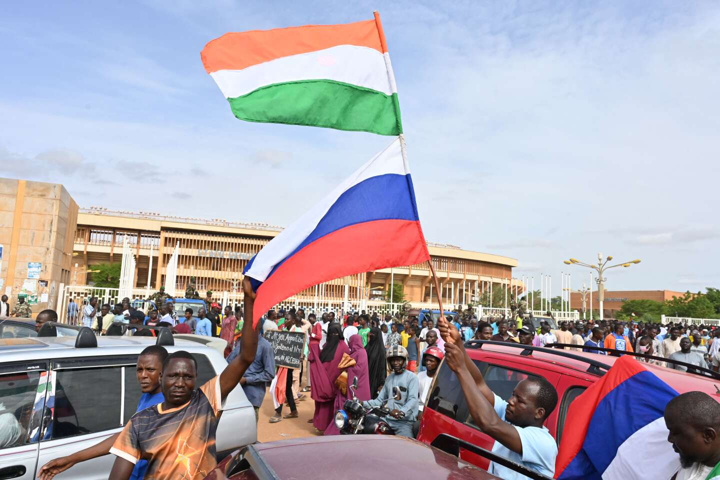 Russian instructors and military equipment arrived in Niamey