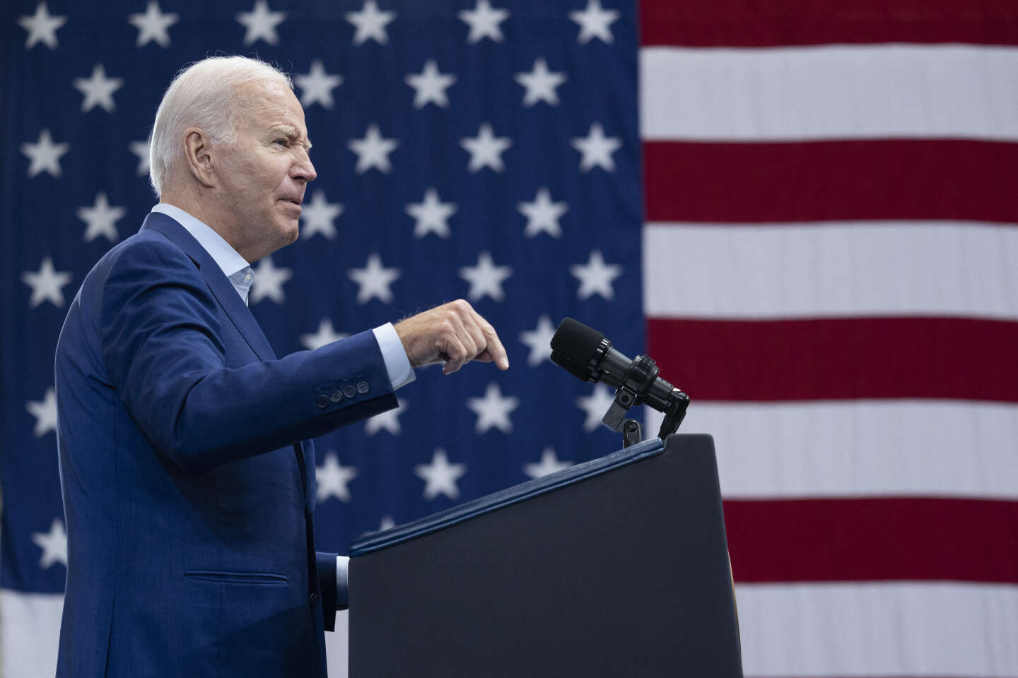 Joe Biden emphasizes confrontation with China in technology