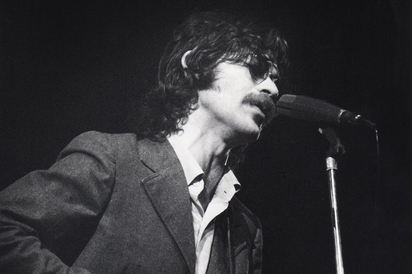 Robbie Robertson, fondateur de The Band et compagnon de route de Bob Dylan, est mort