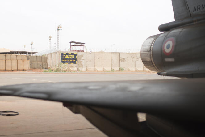 Un avion de chasse Mirage de l’armée de l’air française, à Niamey, le 2 juillet 2023. 