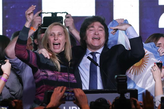  Javier Milei, with his sister, at the results of Argentina's presidential election primaries in Buenos Aires on August 13, 2023.