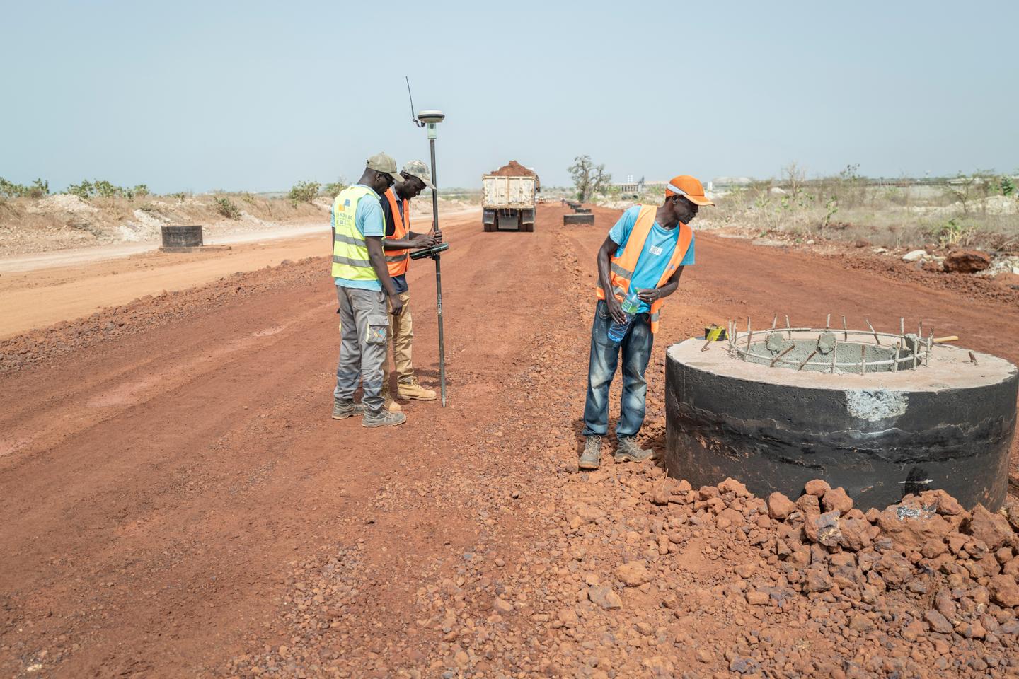 Au Sénégal, derrière la vitrine de la ville nouvelle de Diamniadio, le système D d’un assainissement provisoire